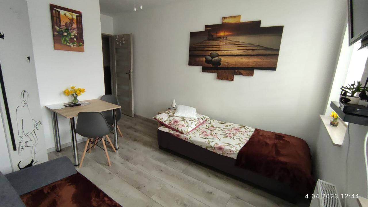 Apartament "Jelen" Cieplice Apartment Jelenia Góra Екстериор снимка